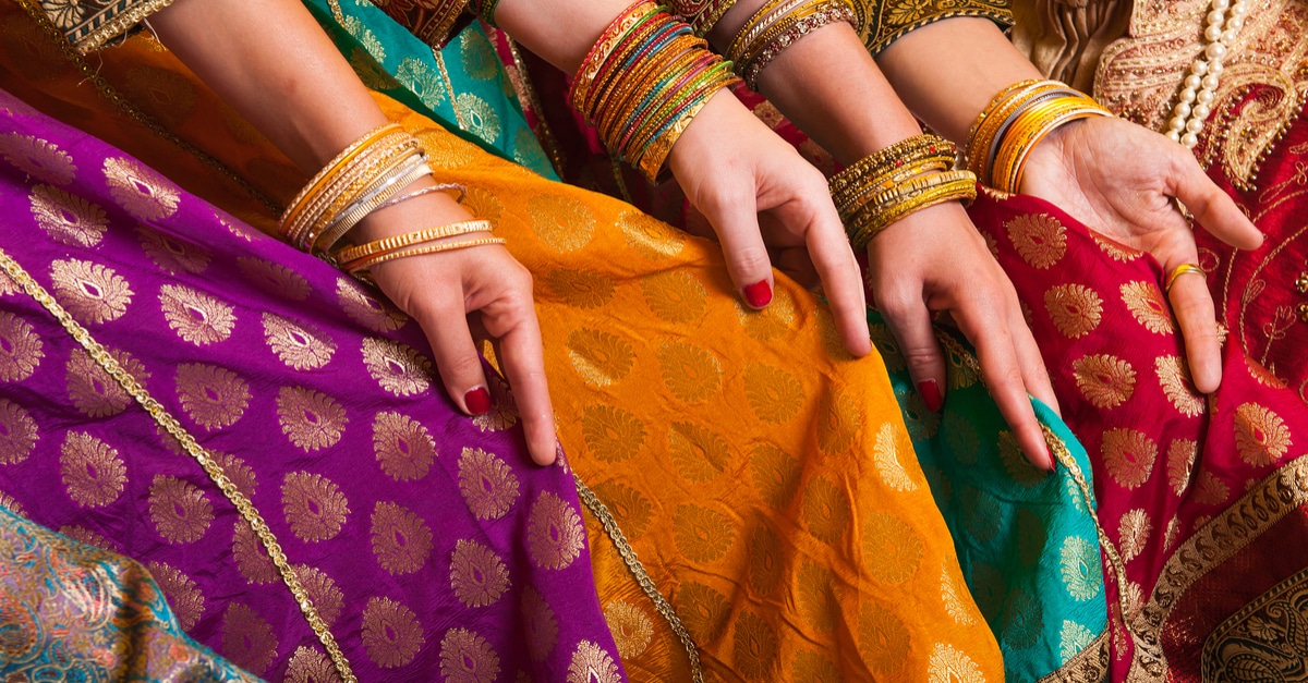 Western Women Should Not Wear The Indian Sari