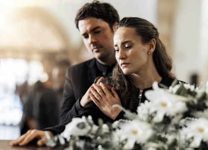 What Is Funeral Wake: Traditions, Meaning, and Etiquette